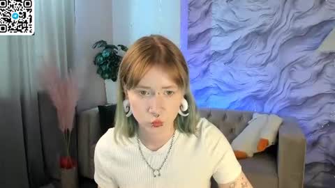 Snapshot of elira_vane chatting on 15, 6, 2026 Elira Vane online show from 15, 6, 2026
