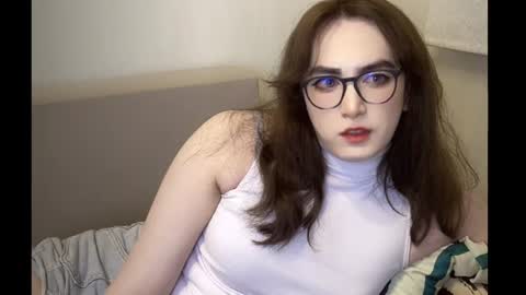 Snapshot of elisa_2001 chatting on 4, 8, 2026 Liza online show from 4, 8, 2026