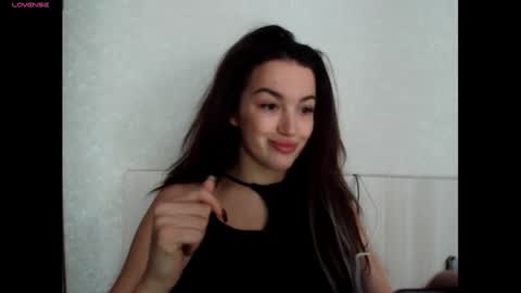 elisa_dove208 online show from 10, 1, 2026