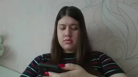 Aletta Oushen online show from 4, 1, 2025