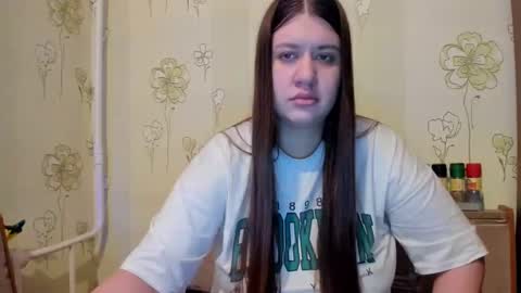 Aletta Oushen online show from 9, 2, 2025