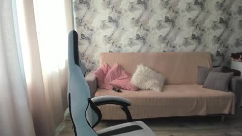 Aletta Oushen online show from 19, 10, 2025