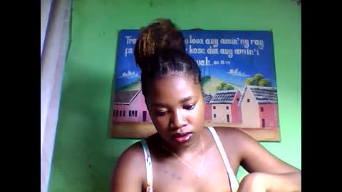 Snapshot of elisabeth2525 chatting on 9, 2, 2025 elisabeth2525 online show from 9, 2, 2025