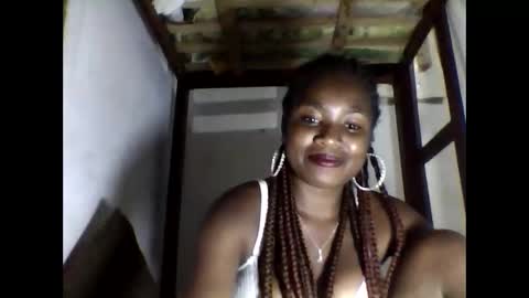 Snapshot of elisabeth2525 chatting on 7, 10, 2025 elisabeth2525 online show from 7, 10, 2025