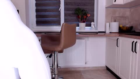 elisabeth_jason online show from 21, 2, 2025