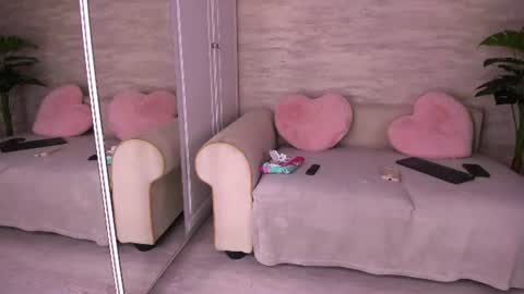 Snapshot of elisabeth_jason chatting on 19, 7, 2026 elisabeth_jason online show from 19, 7, 2026