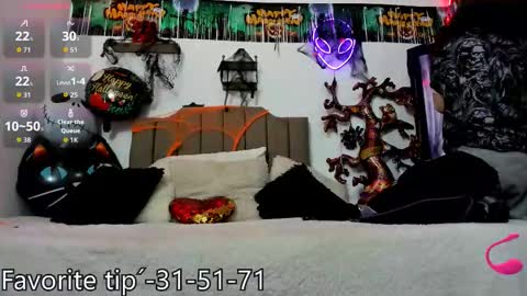 Elizabeth  online show from 16, 10, 2025