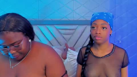 elisabettamonroy online show from 25, 11, 2025