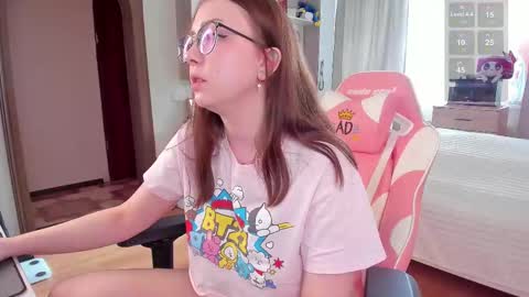 Snapshot of elisejays chatting on 20, 2, 2025 Elise online show from 20, 2, 2025
