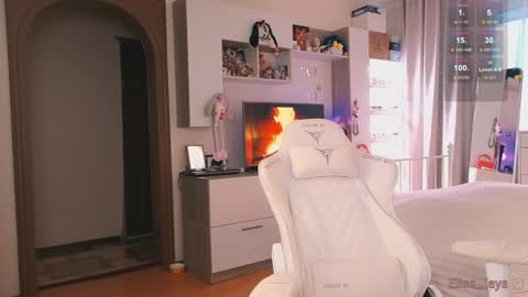 Snapshot of elisejays chatting on 17, 10, 2025 Elise online show from 17, 10, 2025