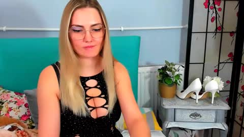 Elise online show from 3, 12, 2024