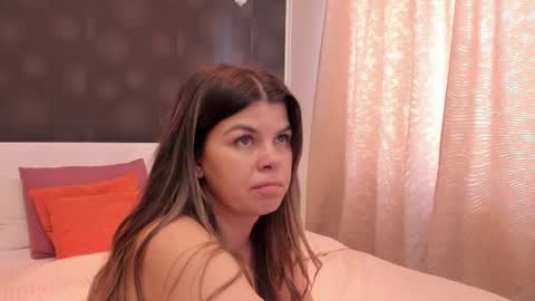 Snapshot of elisetyler89 chatting on 3, 3, 2026 Elly online show from 3, 3, 2026