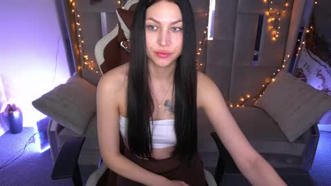 elisevelour online show from 1, 4, 2026