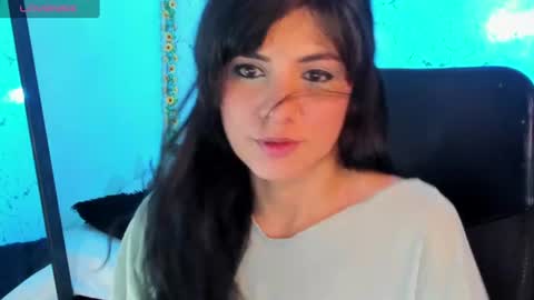 Snapshot of elissa_iris chatting on 16, 6, 2026 E L I S S A online show from 16, 6, 2026
