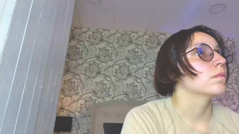 Snapshot of eliza_gh chatting on 5, 5, 2026 Eliza online show from 5, 5, 2026