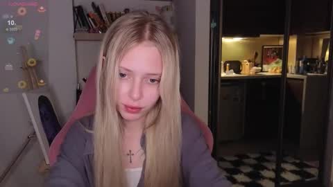 Elizabeth online show from 17, 12, 2025