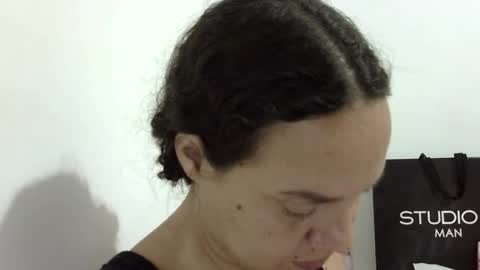 Snapshot of elizabeth_martinez_ chatting on 4, 11, 2025 Elizabeth Martinez online show from 4, 11, 2025