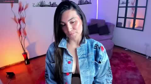 Elizabeth online show from 6, 3, 2025