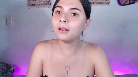 Snapshot of elizabeth_taylorxxx chatting on 10, 2, 2025 Elizabeth Taylor online show from 10, 2, 2025
