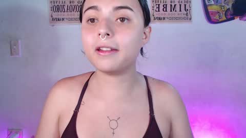 Snapshot of elizabeth_taylorxxx chatting on 21, 2, 2025 Elizabeth Taylor online show from 21, 2, 2025