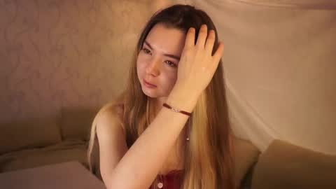 Elizabeth online show from 24, 10, 2025