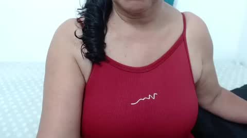 ElizabethMiler online show from 4, 8, 2026