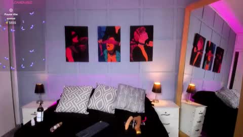  Elizabeth online show from 19, 11, 2025