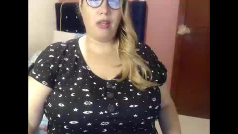 Elizabeth online show from 25, 2, 2025