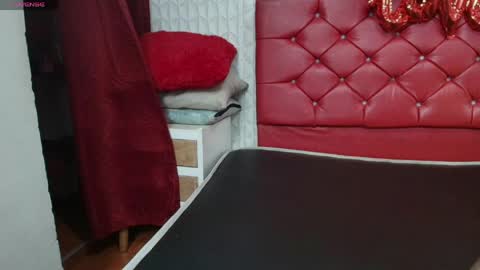 elizabetth_roman online show from 8, 4, 2026