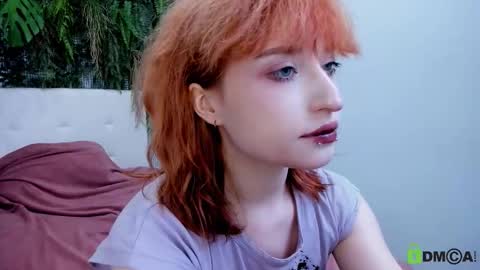 Snapshot of elizanik chatting on 26, 11, 2025 Eliza online show from 26, 11, 2025