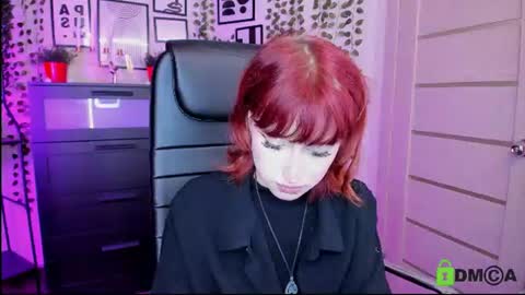 Snapshot of elizanik chatting on 17, 7, 2026 Eliza online show from 17, 7, 2026