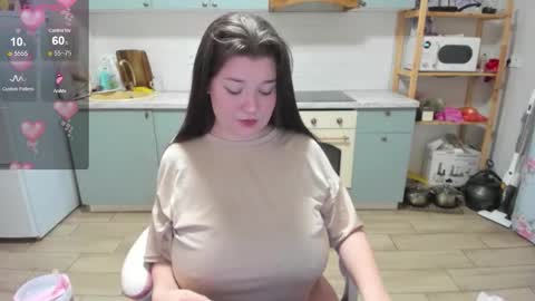 Lina online show from 10, 3, 2026