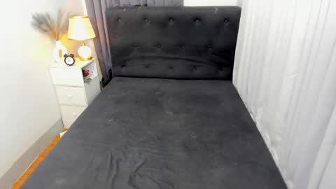 Snapshot of ella______ chatting on 22, 2, 2025 Ella online show from 22, 2, 2025