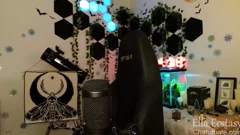 Ella Ecstasy online show from 8, 3, 2025