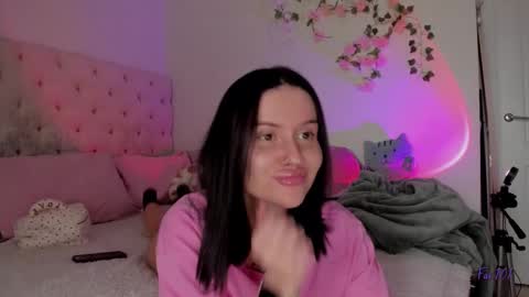 ELLA online show from 2, 11, 2025