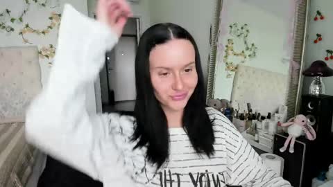 Snapshot of ella_gdss chatting on 26, 5, 2026 ELLA online show from 26, 5, 2026