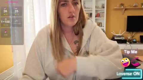 Ella  Max online show from 27, 9, 2025