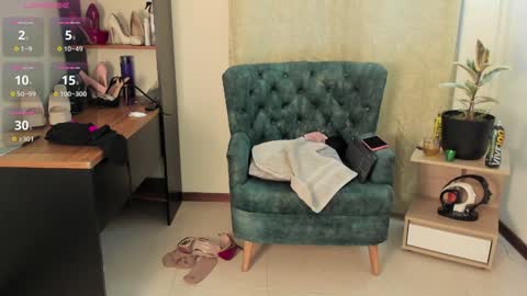 Snapshot of ellabaker chatting on 7, 1, 2025 ellabaker online show from 7, 1, 2025