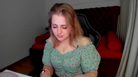 EllaBells online show from 23, 4, 2026