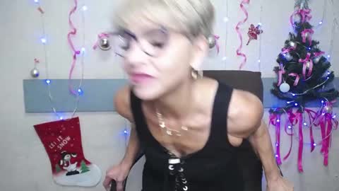 Snapshot of ellabonito chatting on 20, 12, 2024 EllaBonito online show from 20, 12, 2024