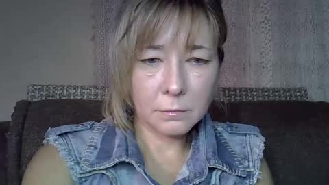 Snapshot of ellajohnsonx chatting on 16, 10, 2025 ellajohnsonx online show from 16, 10, 2025