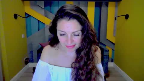 EllaLongs online show from 1, 12, 2024