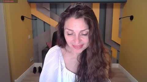 EllaLongs online show from 21, 1, 2025