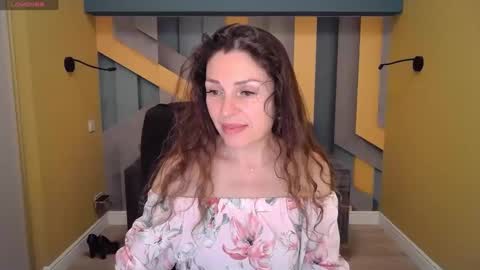 EllaLongs online show from 28, 1, 2025