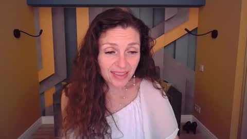 EllaLongs online show from 3, 6, 2026