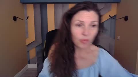 EllaLongs online show from 14, 6, 2026