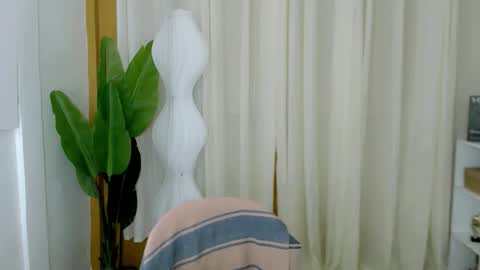 ELLA online show from 5, 2, 2026