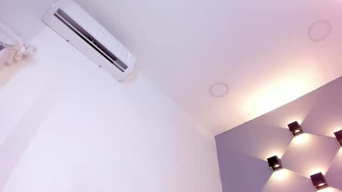 Ella online show from 6, 2, 2025