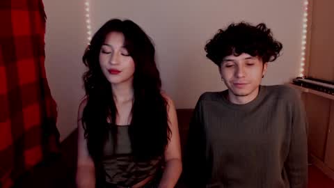 Snapshot of ellancain chatting on 5, 2, 2025 Ella and Cain online show from 5, 2, 2025