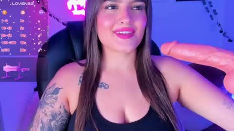 ellarosee_ online show from 17, 7, 2026